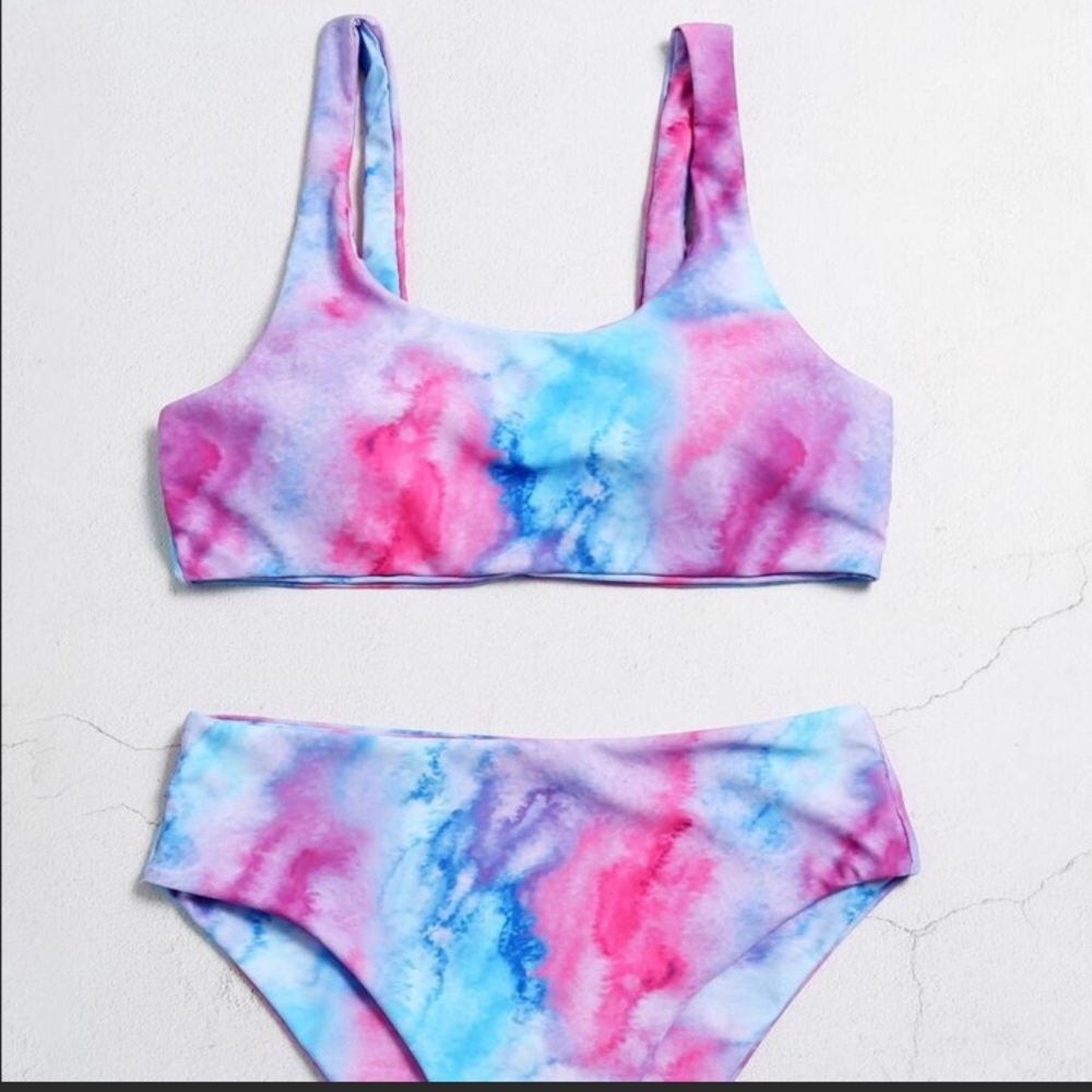 Tie dye bikini swimsuit set
